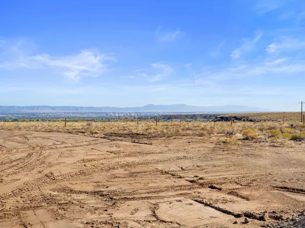 6200 Marigold Ct NW, Albuquerque, NM 87120