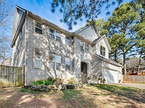 2nd image of 2269 N Briarwood Ln