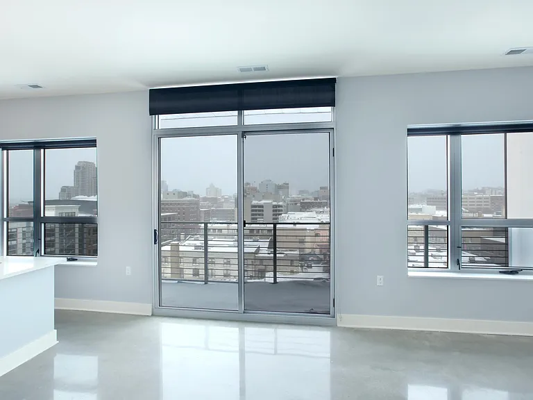205 South Division Apartments — Photo 4