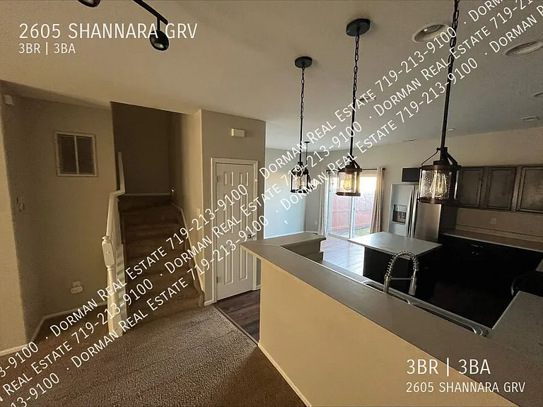 2605 Shannara Grv — Photo 3
