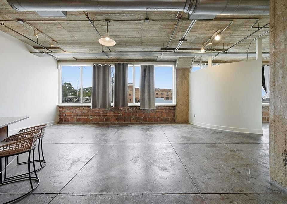 1st image of 505 Whitehall St SW APT 204