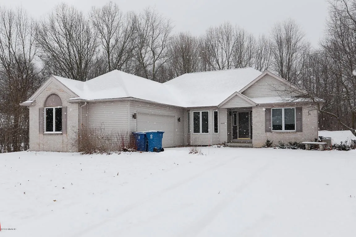 8687 Chadwick Ln photo 1