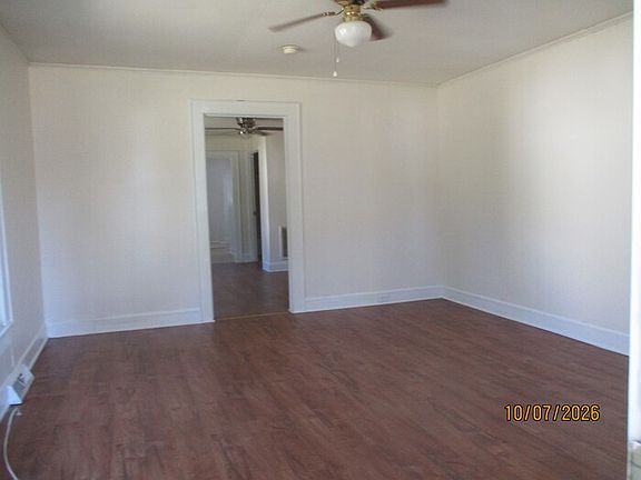 3rd image of 2813 S Ridge Ave #A