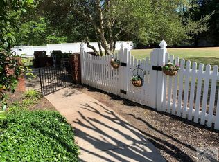 1050 Willow Rdg, Athens, GA 30606