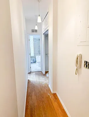 Rented by Ulas Real Estates Inc | media 8