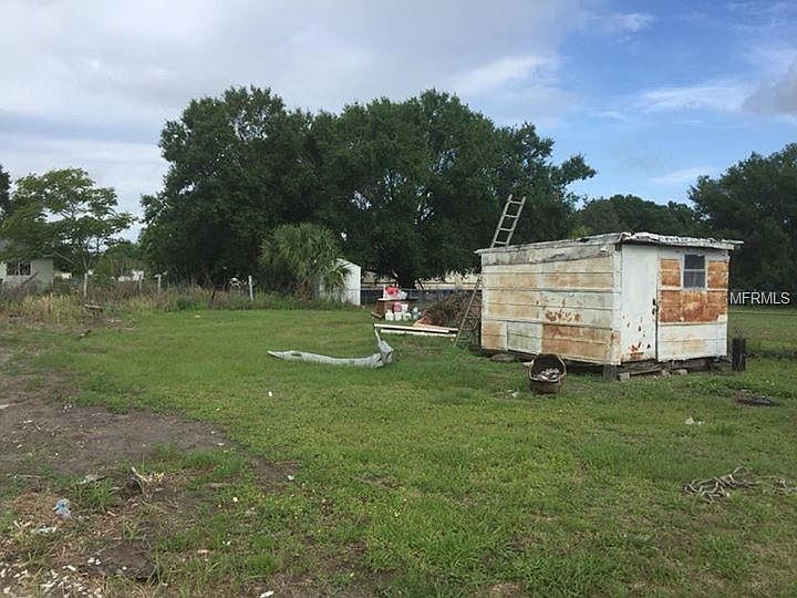 2nd image of 1091 SW Spring Ave