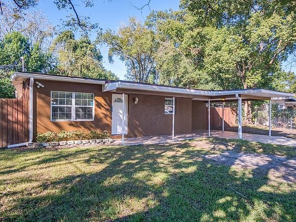 3rd image of 104 Hays Dr