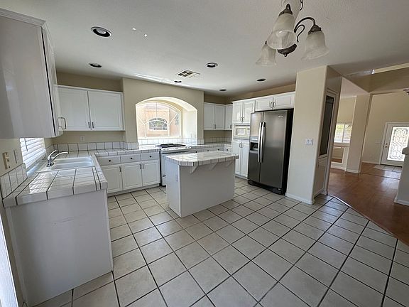 3rd image of 10972 Ladyburn Ct