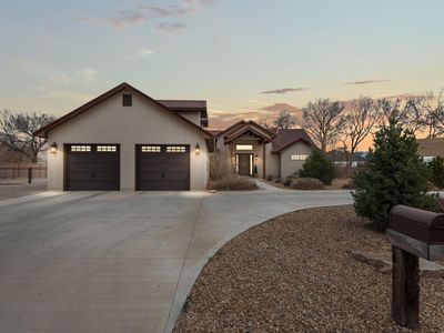 1800 Los Pinos Rd, Bosque Farms, NM, 87068
