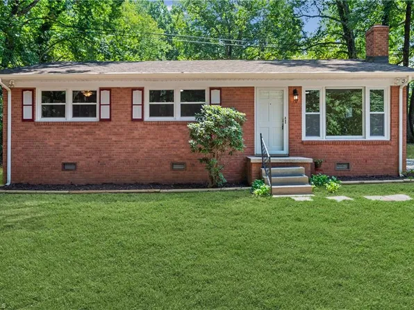 2706 Oak Ridge Rd, Oak Ridge, NC 27310