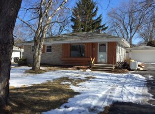 8328 N Grandview Dr, Brown Deer, WI 53223