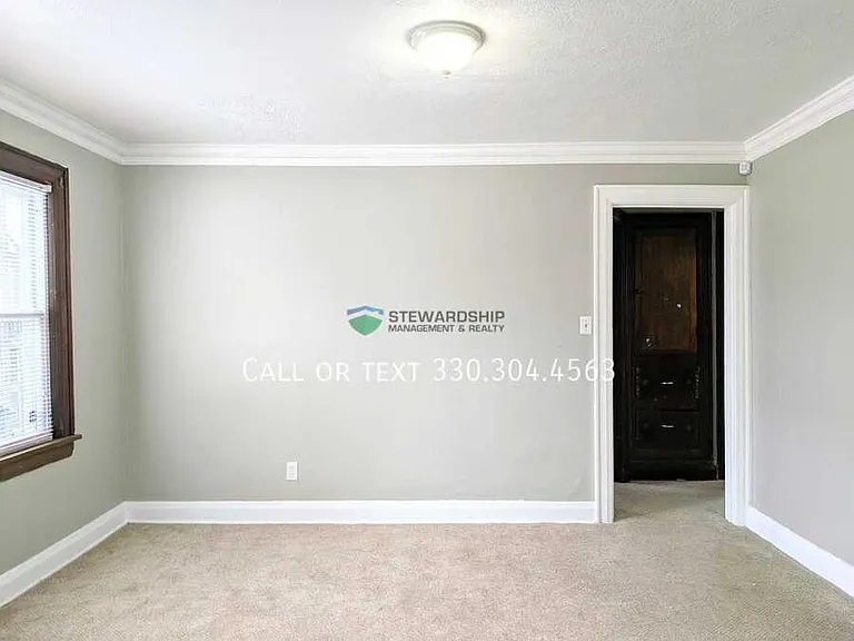 916-918 Peckham St #916 — Photo 7