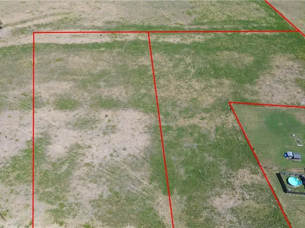 Highway 7, Rosebud, TX 76570