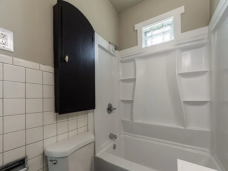 2905 Olive St — Photo 10
