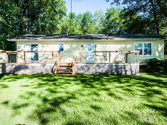 4th image of 8696 Skibbe Dr