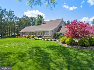 27 Jonathan Way, Washington Crossing, PA 18977