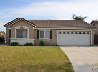 10003 Grand View Summit Dr, Bakersfield, CA 93311