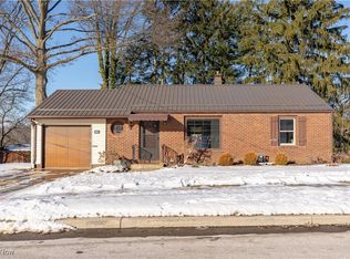 811 39th St NW, Canton, OH 44709