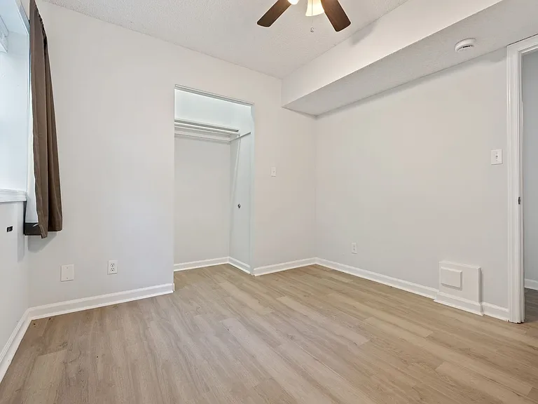 1102 Water Oak Ct — Photo 10