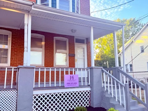 31 Alden Ave, Trenton, NJ 08618