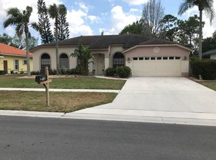 139 Lexington Dr, Royal Palm Beach, FL 33411