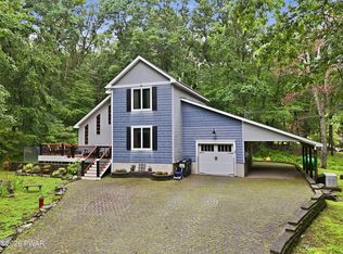 105 Laurel Ct, Milford, PA 18337