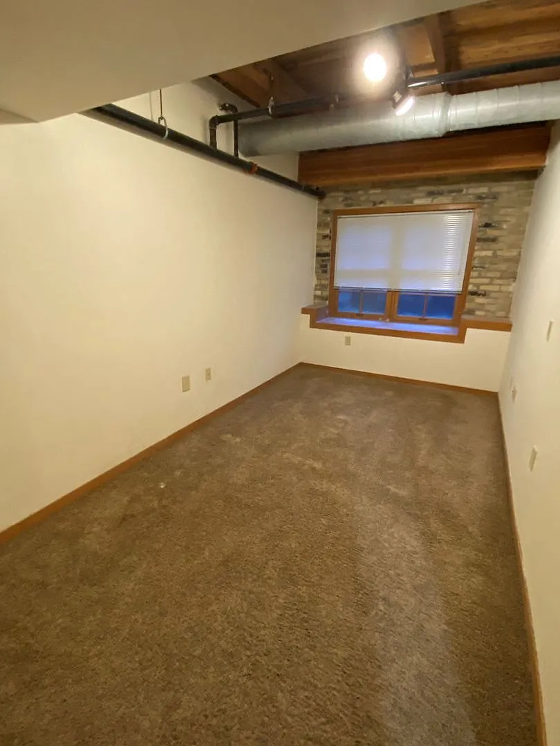 Belle Harbor offers one, two, and three bedroom lofts — Photo 3