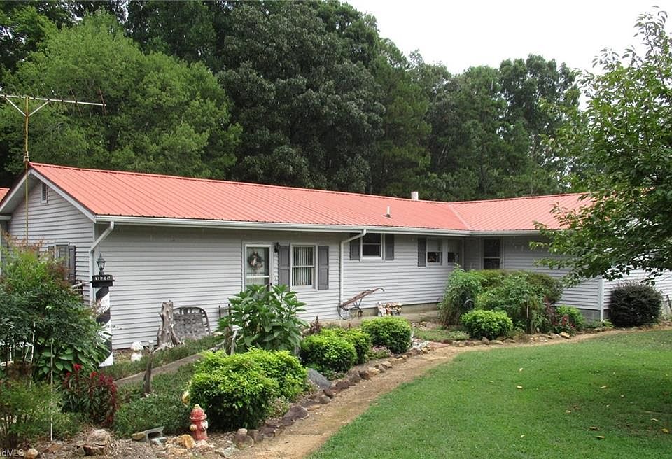 1st image of 6679 Lackey Rd