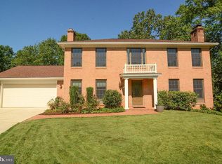 1506 Dulcimer Ct, Vienna, VA 22182