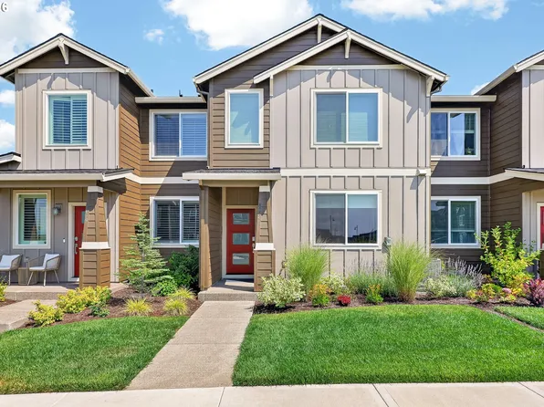 8085 SE Crescent Dr, Hillsboro, OR 97123