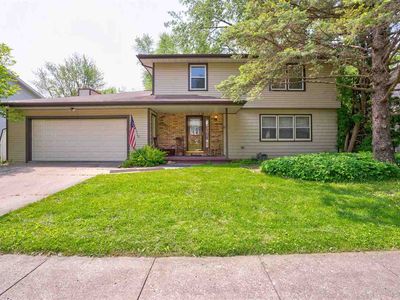23 Penfro Dr, Iowa City, IA, 52246