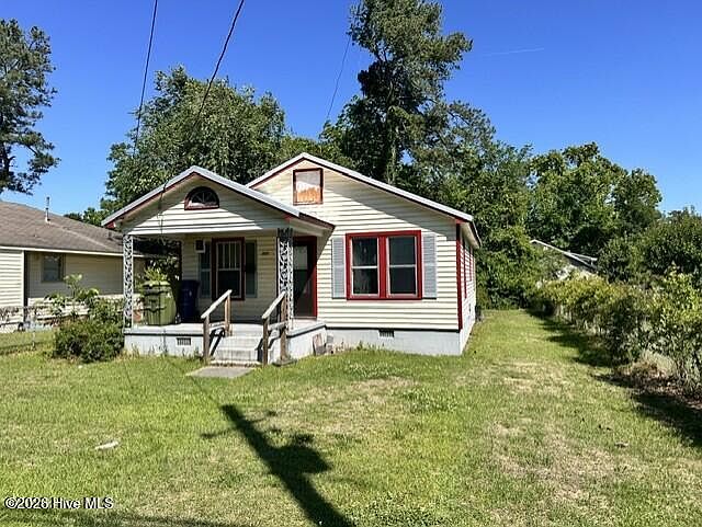 1st image of 703 N Charlotte Street