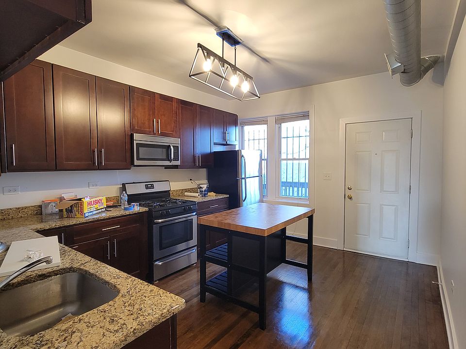 Kitchen (3rd floor)