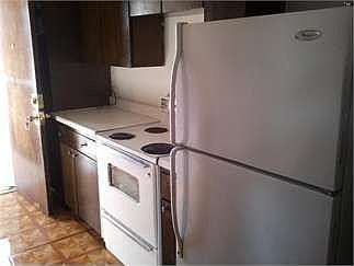 3rd image of 1001 W 9th St