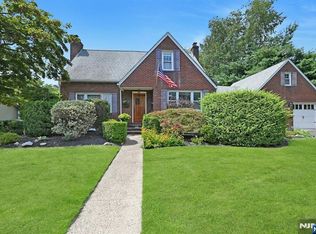 345 Jaeger Ave, Maywood, NJ 07607