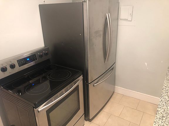 3rd image of 4710 W Bay Vista Ave
