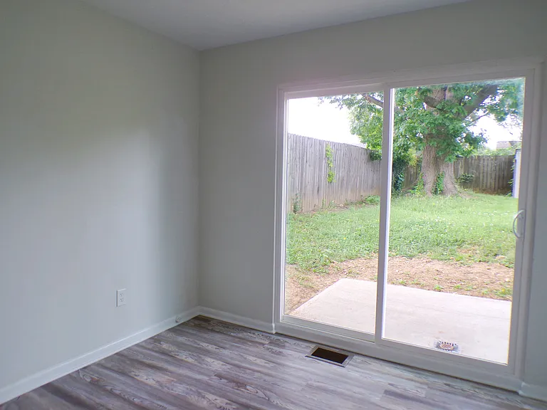 2066 Holt Ave — Photo 22