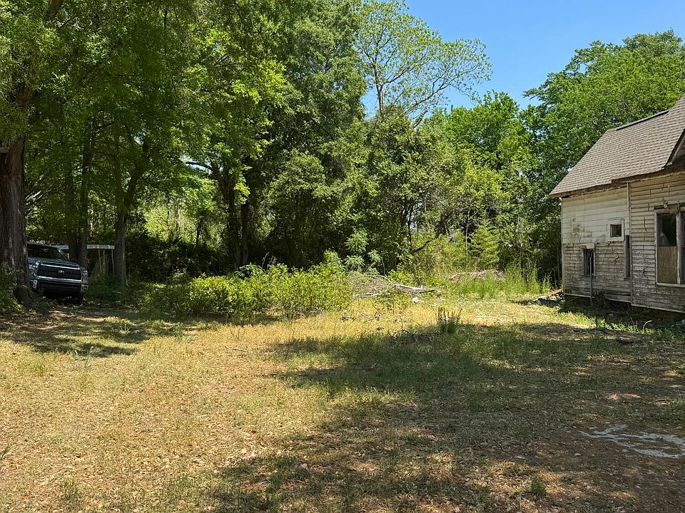 1st image of 218 Spring Street