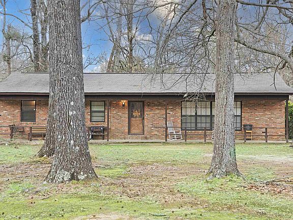 2nd image of 610 Reynolds Ave