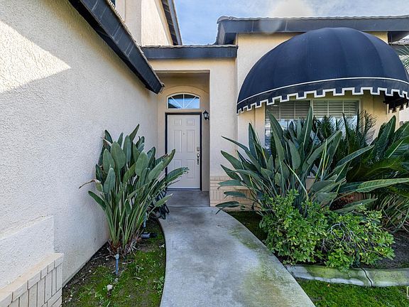 3rd image of 8613 Beaver Dr