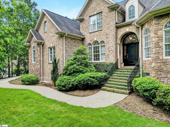 8 Knob Creek Ct, Greer, SC 29651