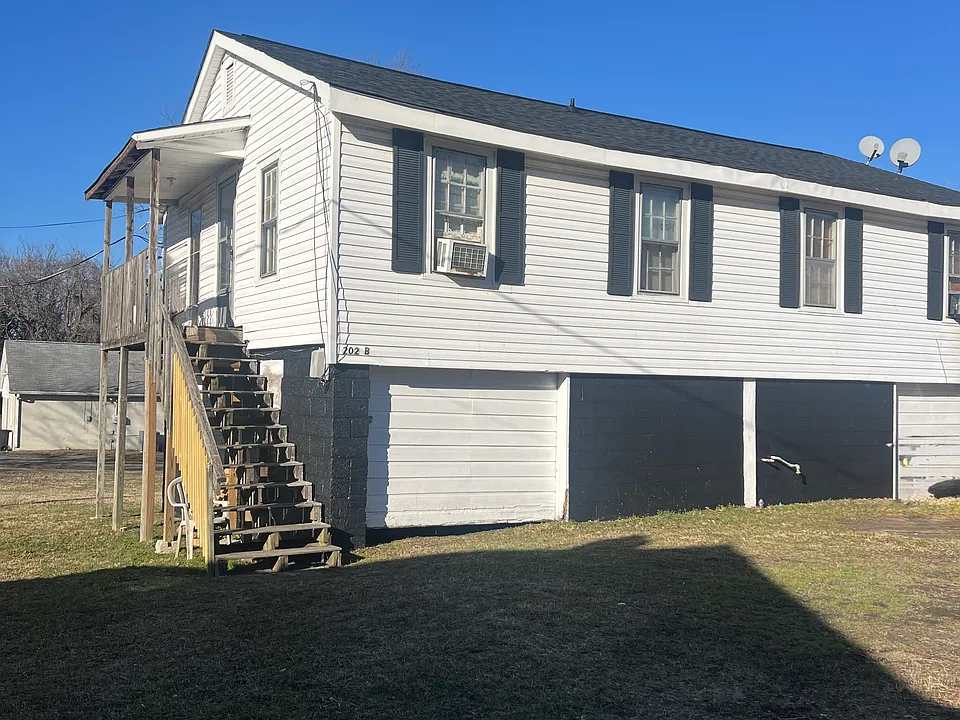 202B W Guilford St #202B