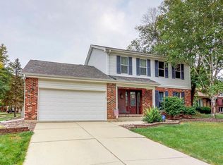 1446 Terrace Dr, Downers Grove, IL 60516