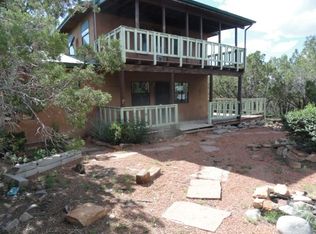 11 Coyote Spgs, Santa Fe, NM 87508