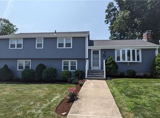 85 Plymouth Rd, East Providence, RI 02914