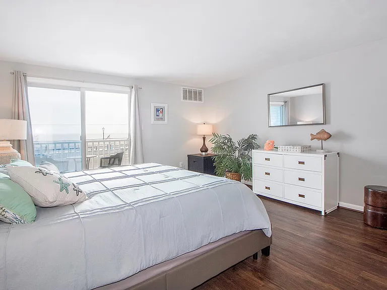 1101 E Brigantine Ave #2 — Photo 14