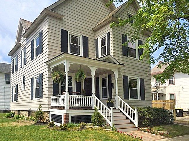 1st image of 74 Cherry St
