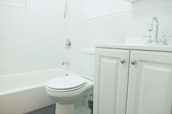 Rented by Susan Penzner Real Estate | media 23