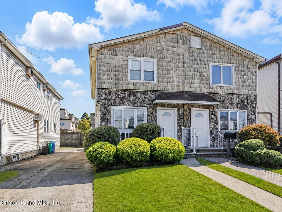 32 Amador St
