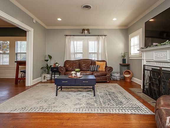 4th image of 1309 Shafter St